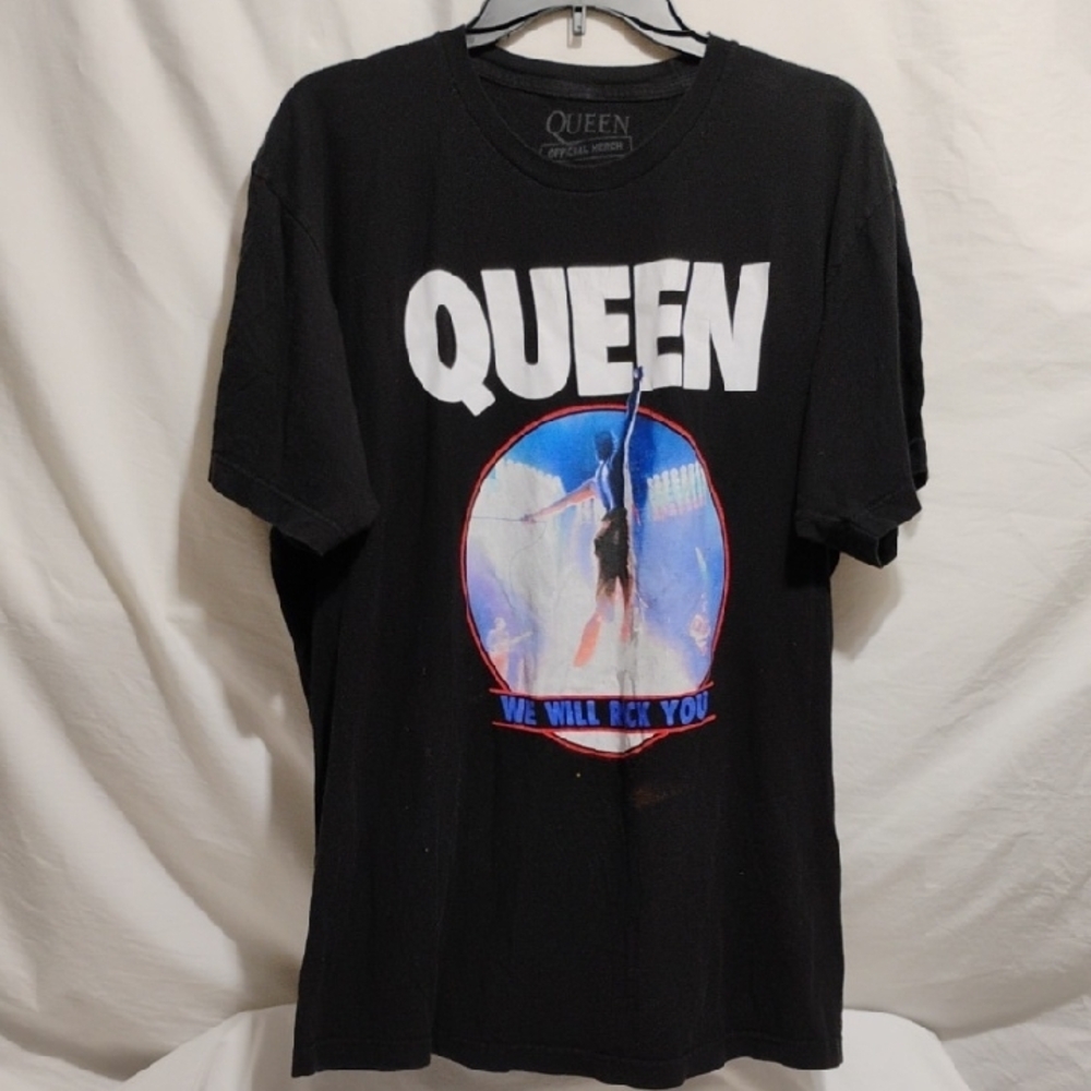 (X5) Queen 2019 Official Merch Short Sleeve Tee Sz.XL